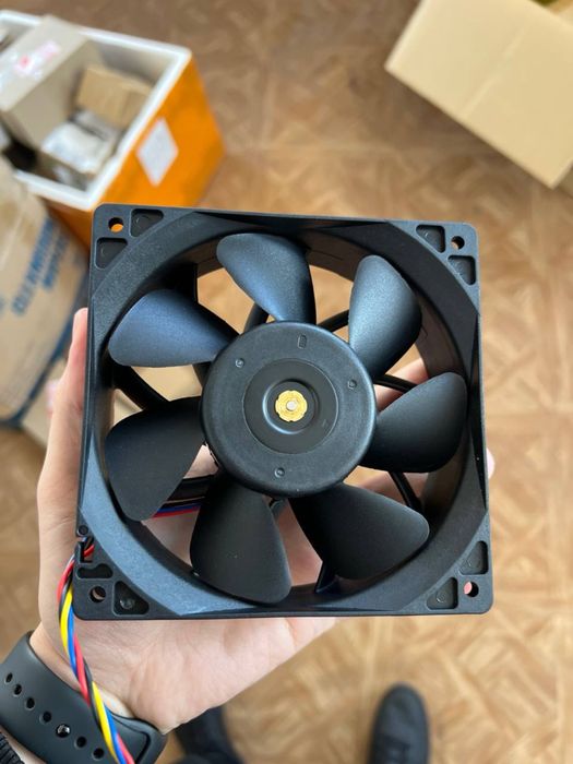 Кулер,вентилятор asic асик bitmain майнинг