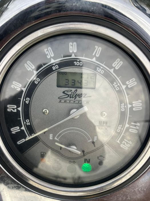 Yamaha Road Star XV 1600 silver limited edition