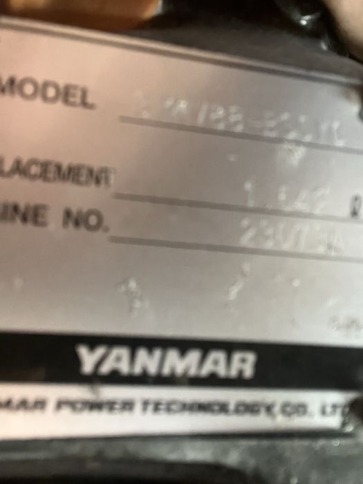 Mini guiratori 2 ton yanmar 20.5 kw Nova, cabine 27 cavalos
