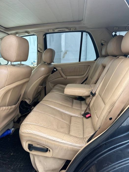 Mercedes-Benz ML230 LPG uszkodzony