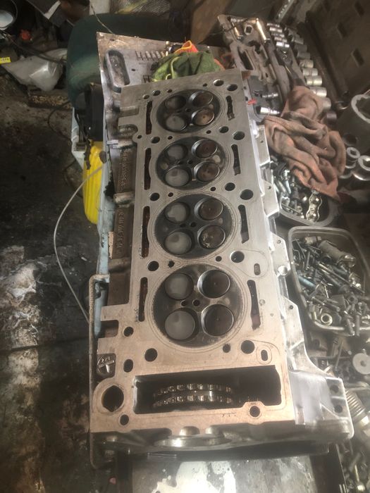 Головка блока циліндрів