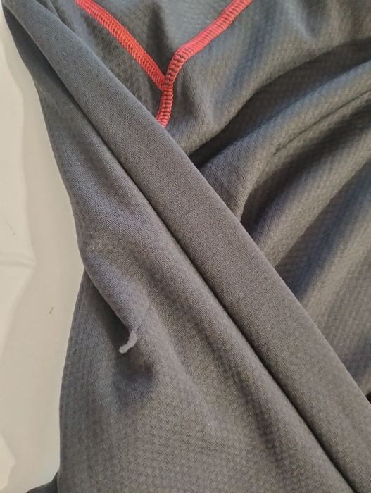 Helly Hansen, piękna szara koszulka funkcyjna, r. L