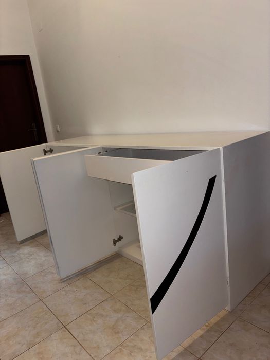 Aparador e decoração de parede