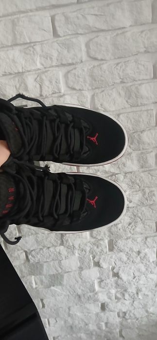 Adidasy Buty JORDAN MAX AURA rozmiar 40,5  sportowe dla chłopca