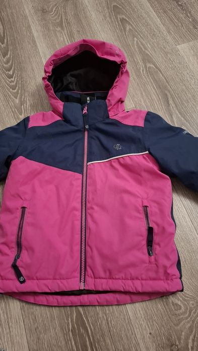 Зимова куртка на дівчинку