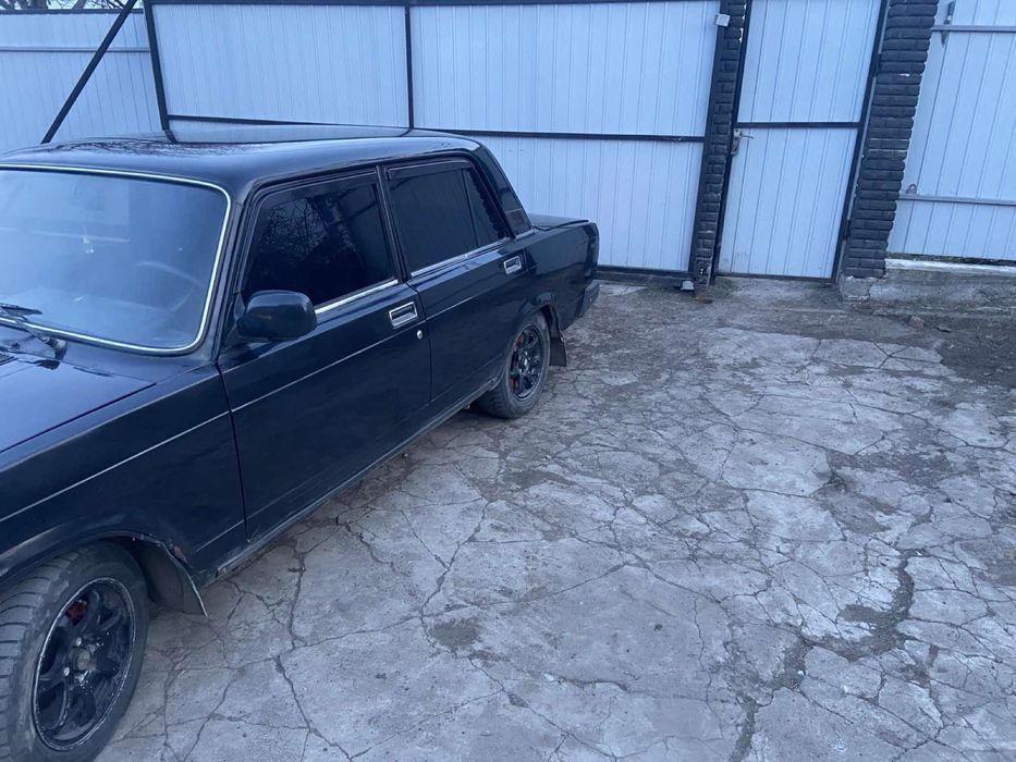 Ваз 2107.