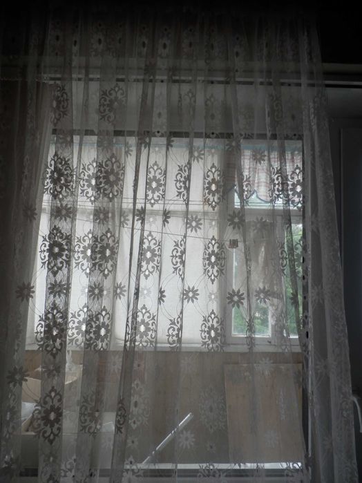 гардина белая 2,30 м х2,85 м