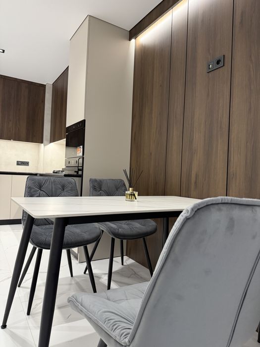 Продам сучасну 1к квартиру в класному районі!