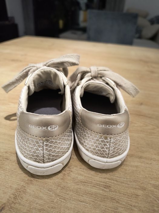 Półbuty Geox r. 29