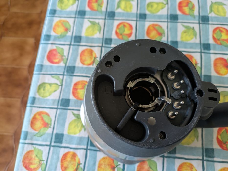 Copo para robot de cozinha