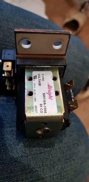 Контактор магнитний пускатель Гидроборт Albright SW150A 60V