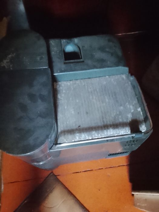 Кофе машини , кофе молки , и много чего для кофеен !!