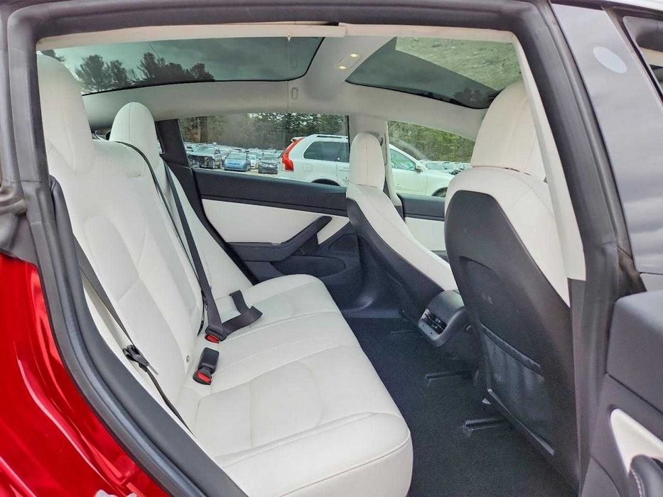 Tesla Model 3 2018