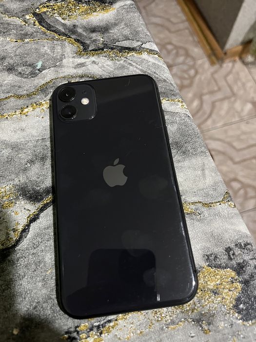 Продам iPhone 11