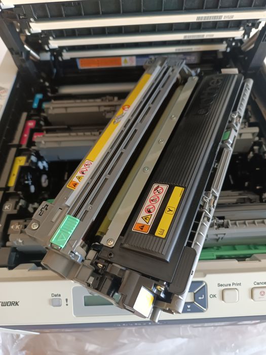 Brother HL-3040CN Laser a Cores + Rede | Pouco Uso