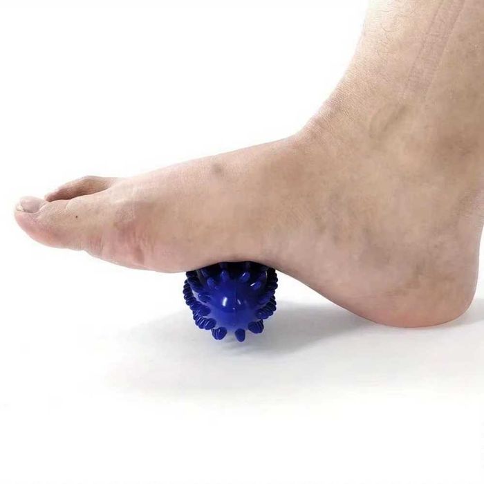 М'яч масажний з шипами. Duo-ball-подвійний м'яч.