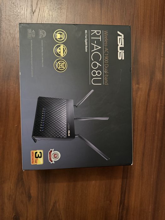 Маршрутизатор Asus RT-AC68U