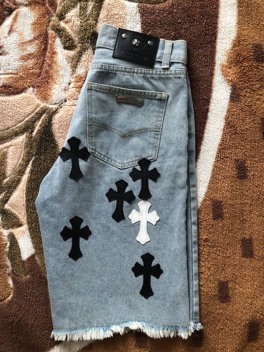 Джинсовые шорты Chrome Hearts