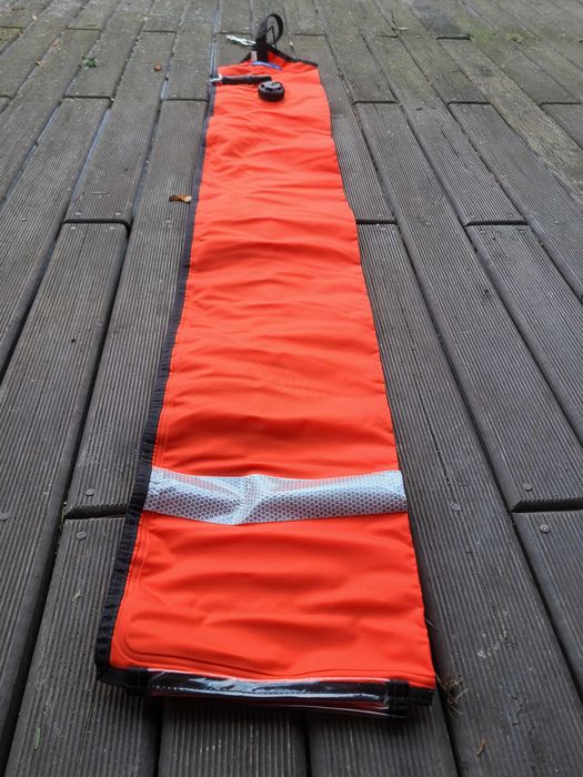 Bojka dekompresyjna z zaworkiem Halcyon 140 cm