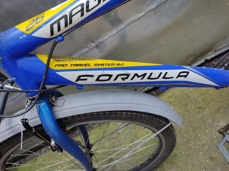 Велосипед Formula на 26" колесах