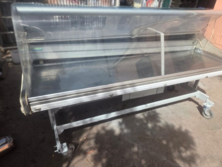 Vitrine para peixes, mariscos  ou carne