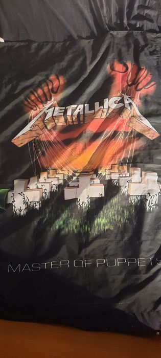 Metallica Master of Puppets banner oficial