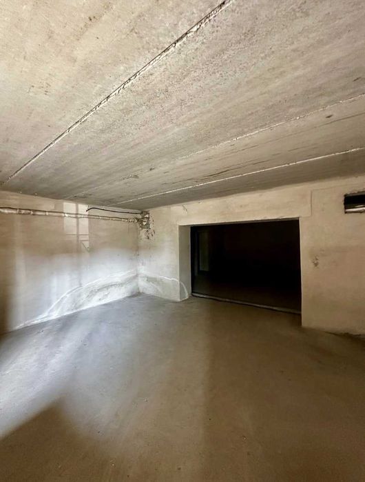 Продаж комерційного приміщення - 140м2 пр.Миру