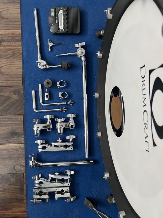 Drumcraft Series 8 Kit completo + 9 pratos Sabian + acessórios