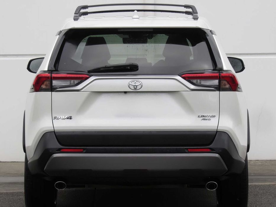 Toyota RAV4      2020