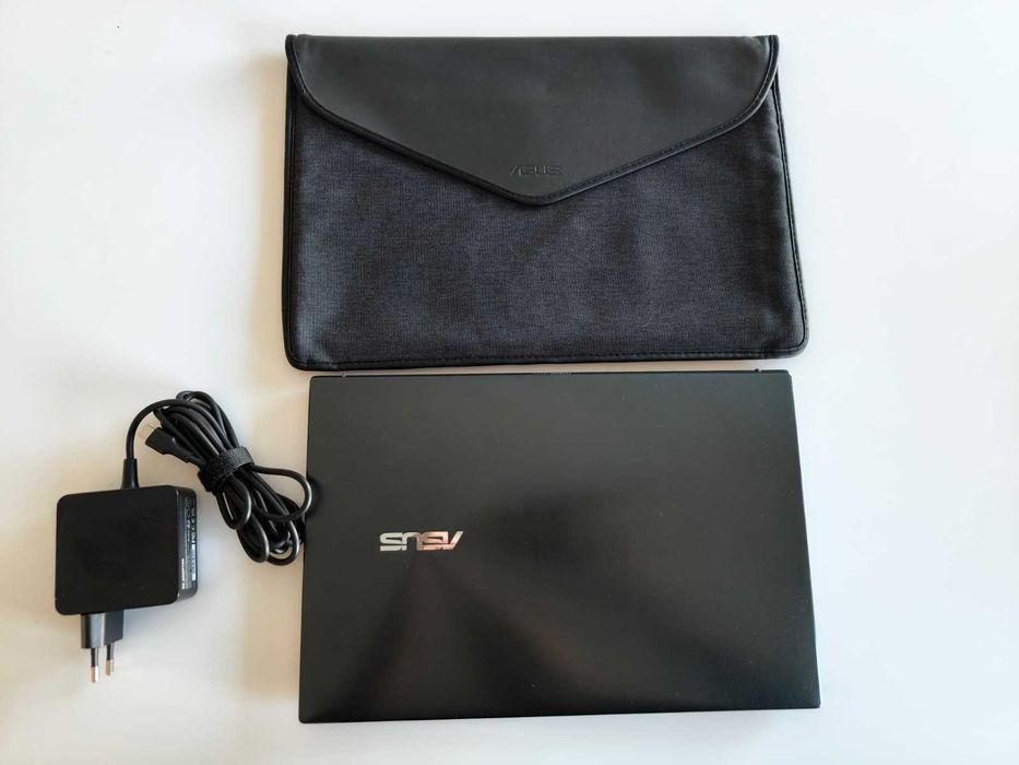 ASUS ZenBook 13 (i5 11ª Gen / 8GB / 512GB SSD) + Capa – Como Novo