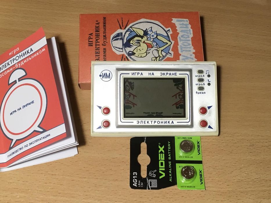 Игра электроника волк ловит яйца ну погоди