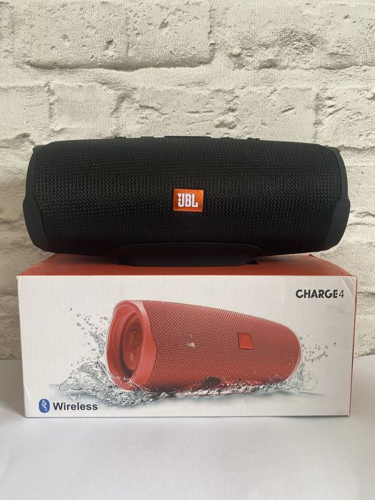 Безпроводная bluetooth колонка Charge 4
