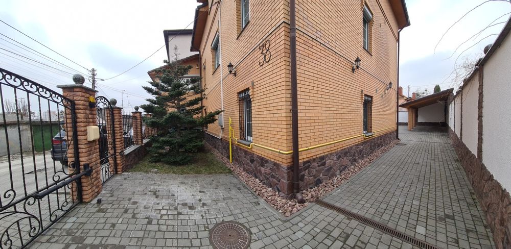 Здам свій будинок-офіс 350м2 Центр Монтажник Лобановського/Бражка