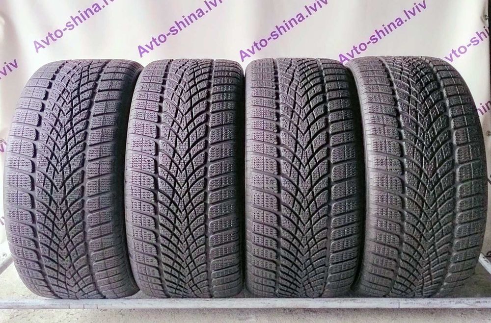 Шини зимові R21 285/30 Dunlop SP Winter Sport 4D R01