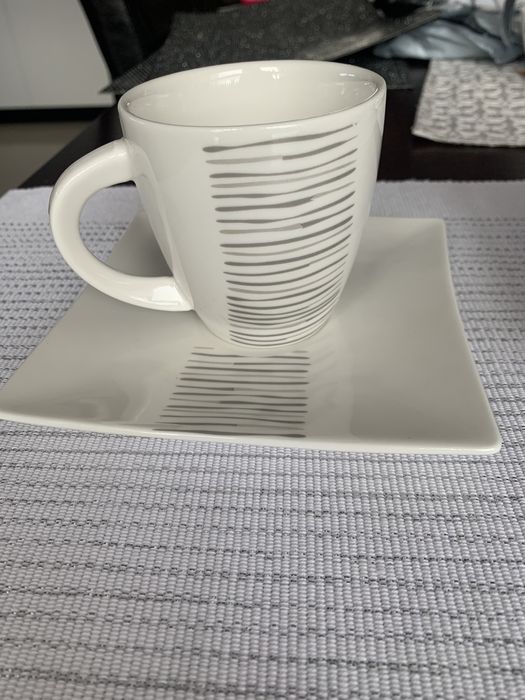 Zestaw kawowy, 6 filiżanek, porcelana, NOWY