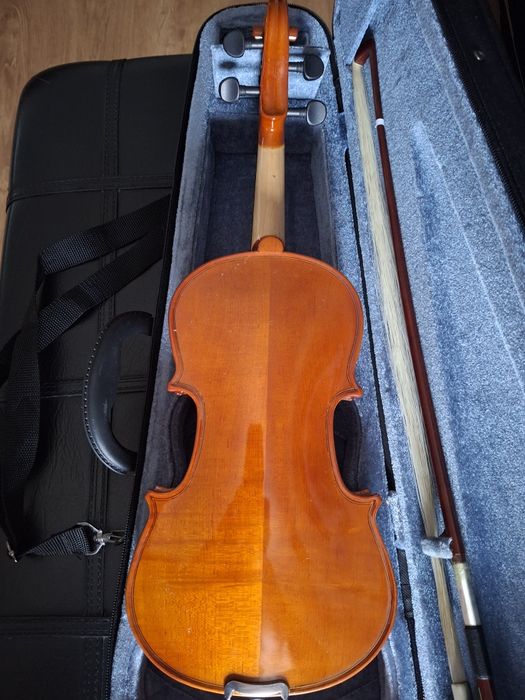 Violino 1/4 Valencia – Afinado, com estojo, arco e resina