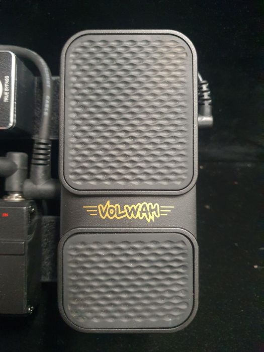 Pedaleira de Guitarra Sonicake com vários pedais