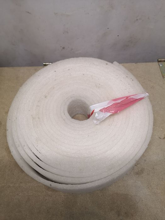 Taśmy brzegowe pianki.