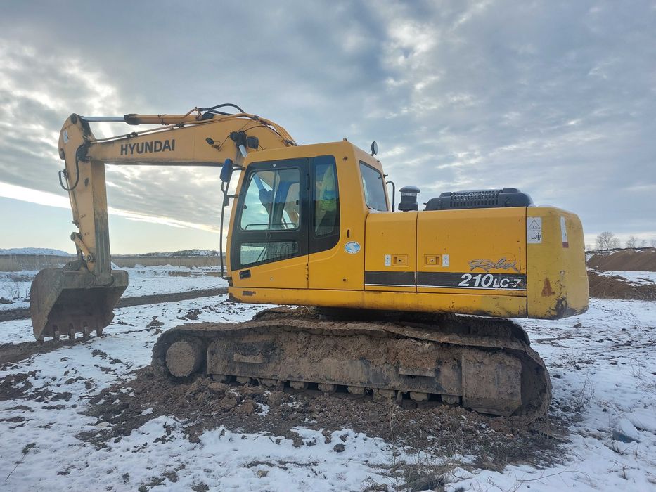 Екскаватор Hyundai ROBEX 210LC-7