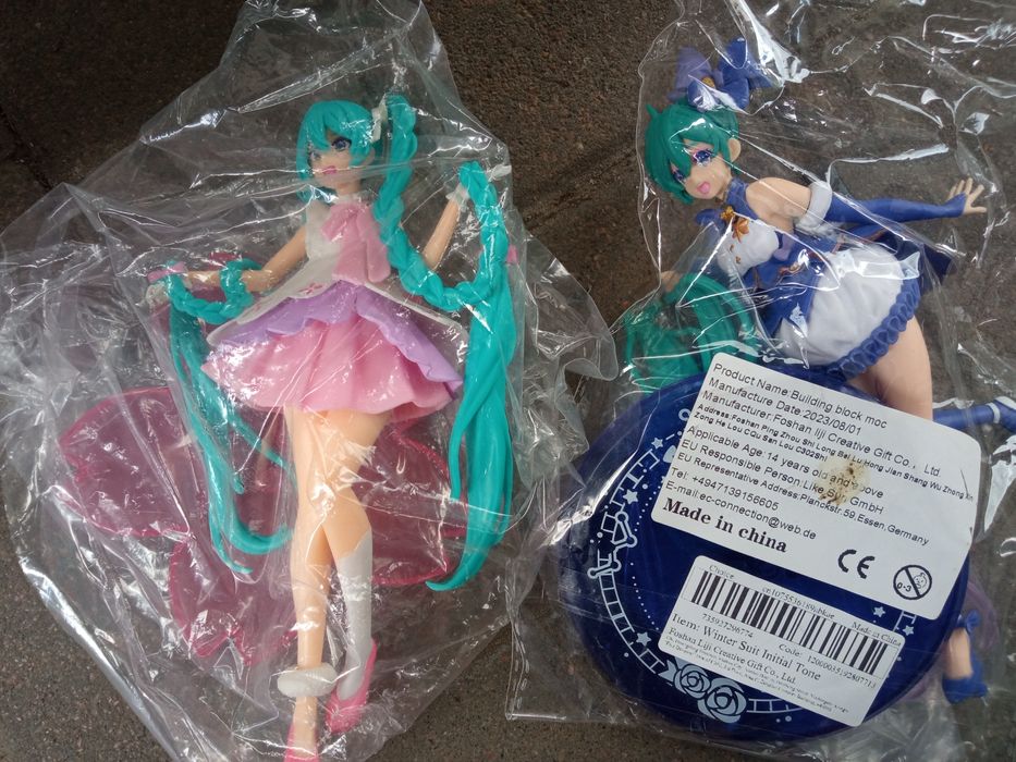 Хатсуне Міку фігурка