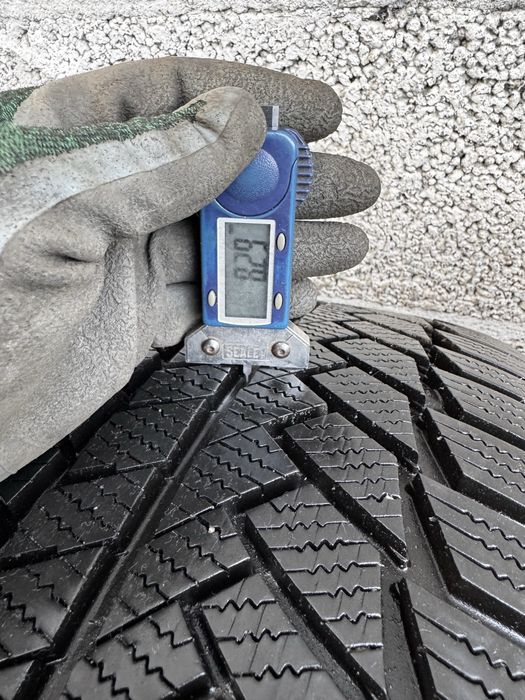 4 Opony Continental WinterContact TS850p 275/40/20