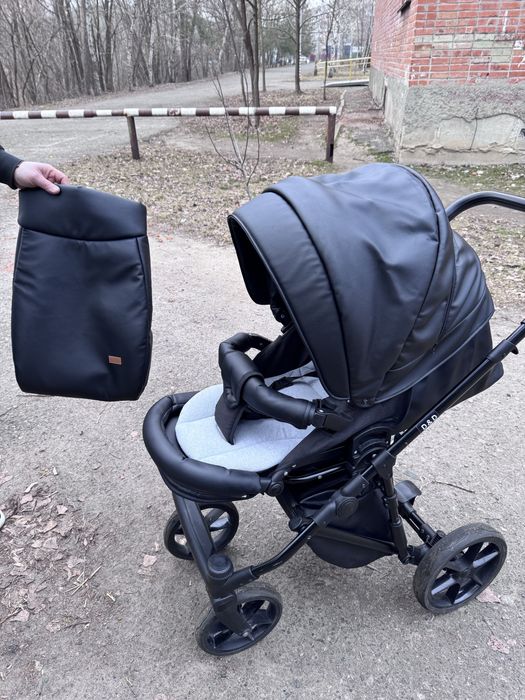 Продам коляску D&D Primero