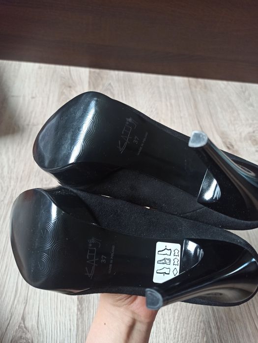 Buty szpilki czółenka platforma skóra Nowe 37
