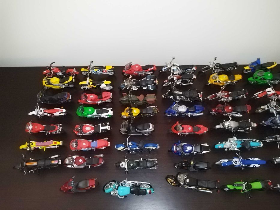 Motas miniatura 1:18