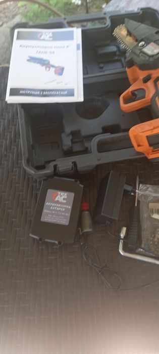 Пила садовая акамуляторная