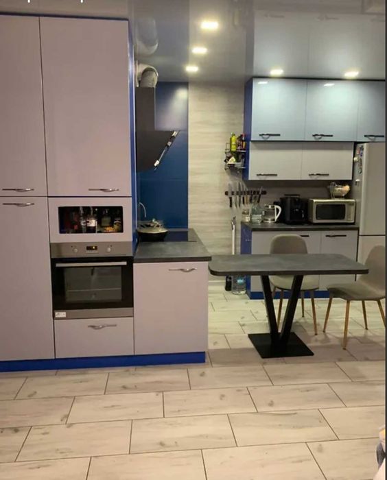 Продам 2 к. квартиру ЖК Черемушки метро Победа новострой Е-Оселя