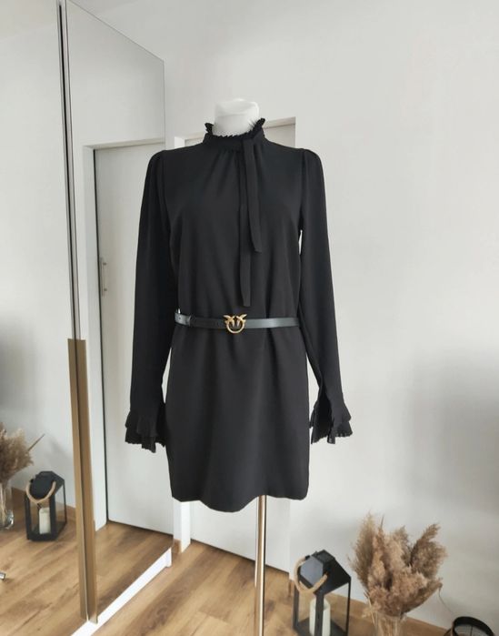 Elegancka sukienka Pinko 40/S/M quiet luxury