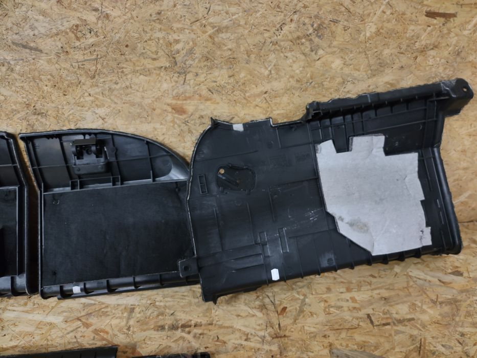 Revestimento Mala Tampa Lateral interior Bmw Serie 5 E61 Lci
