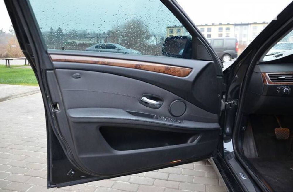 BMW 528i хорошее состояние