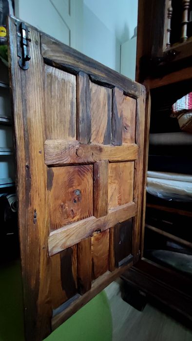 Móvel Rústico em madeira de mogno encerado